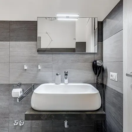 Bdc - The Bridge 5bdr & 4bath! 公寓 罗马