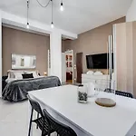 Apartament Bdc - The Bridge 5bdr & 4bath!