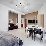 Apartament Bdc - The Bridge 5bdr & 4bath!