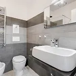 아파트 Bdc - The Bridge 5bdr & 4bath!