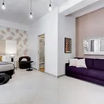 Bdc - The Bridge 5bdr & 4bath! 아파트 로마