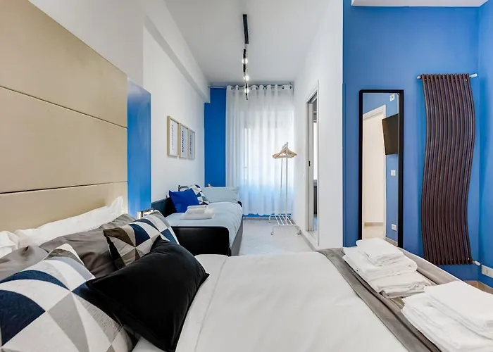 Bdc - The Bridge 5bdr & 4bath! Roma