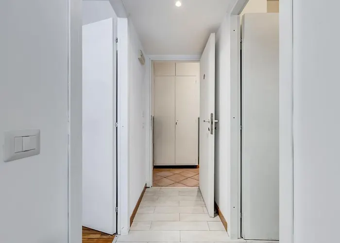 Bdc - The Bridge 5bdr & 4bath! * Roma